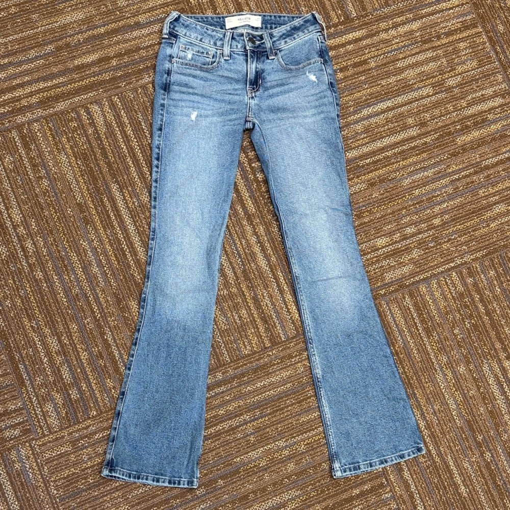 Hollister Low Rise Boot jean